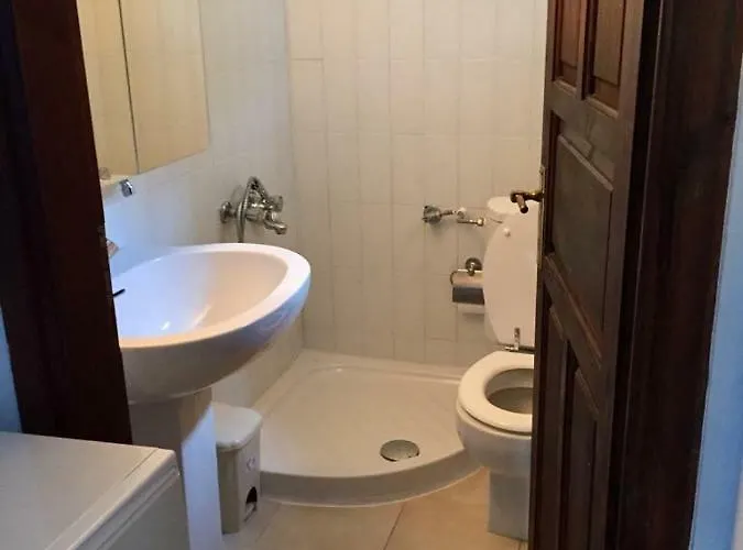 Valia: Traditional Luxurious * Pyrgadikia